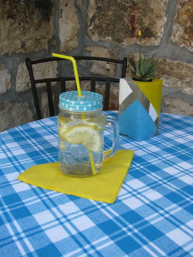Apartments And Room Lemon Vis Zewnętrze zdjęcie