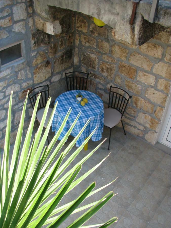 Apartments And Room Lemon Vis Zewnętrze zdjęcie