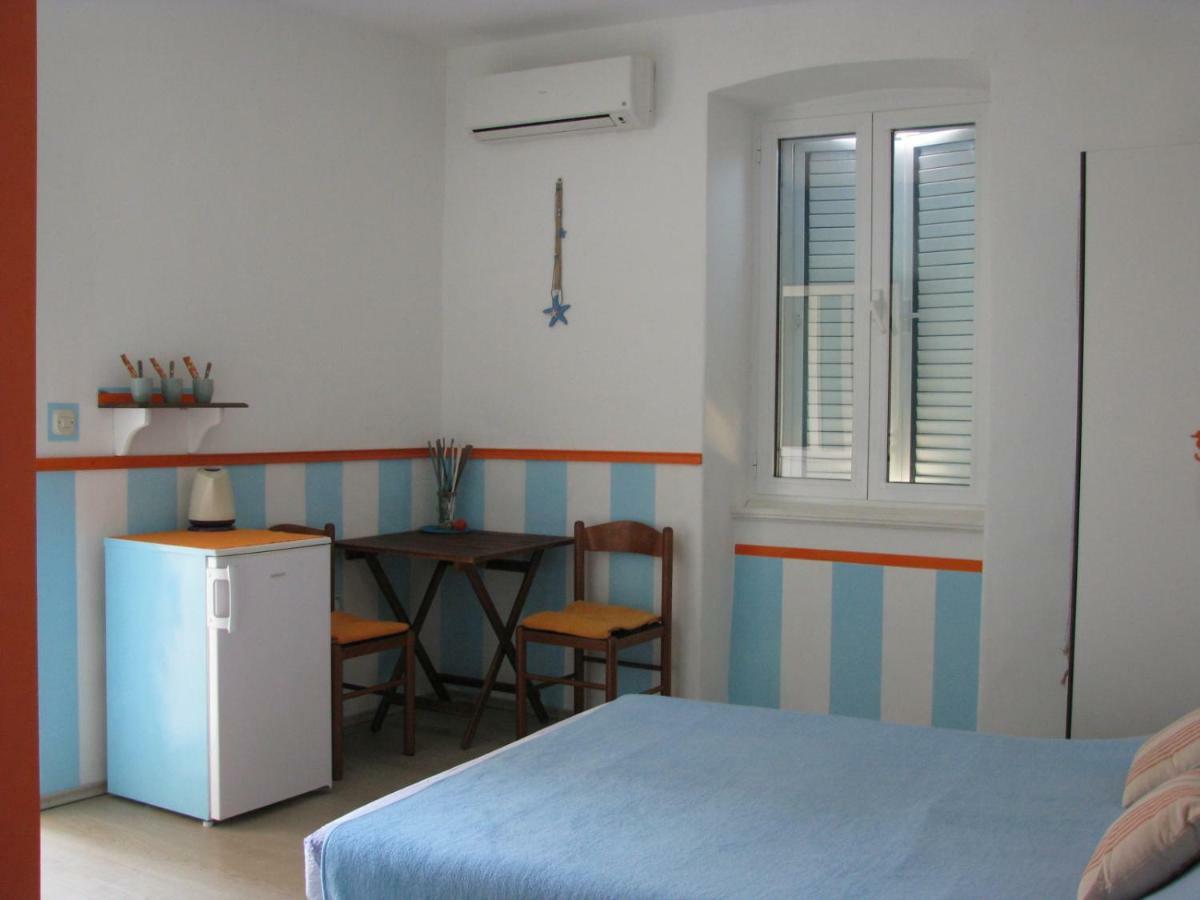 Apartments And Room Lemon Vis Zewnętrze zdjęcie