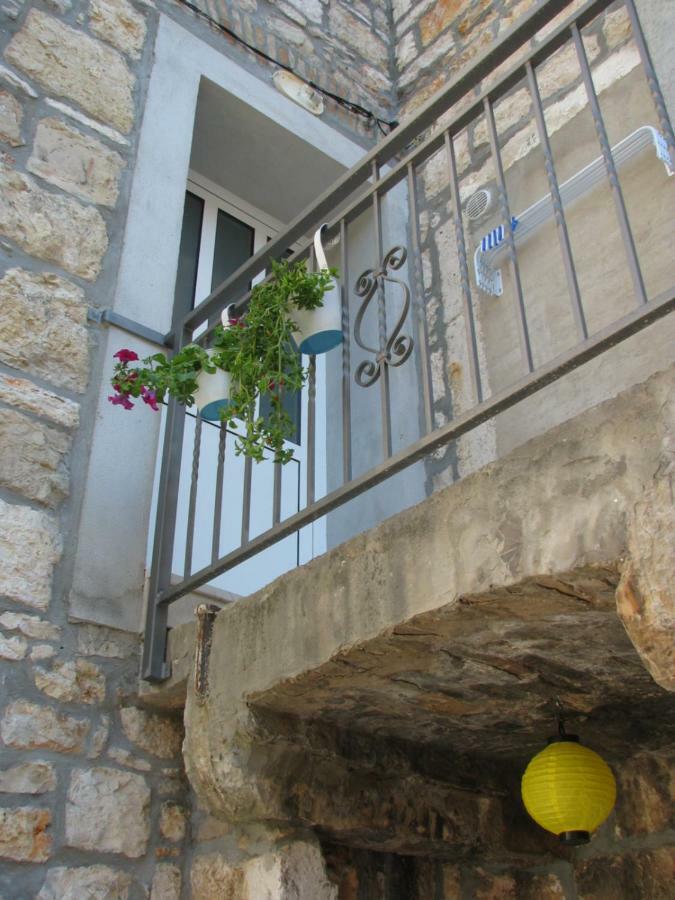 Apartments And Room Lemon Vis Zewnętrze zdjęcie