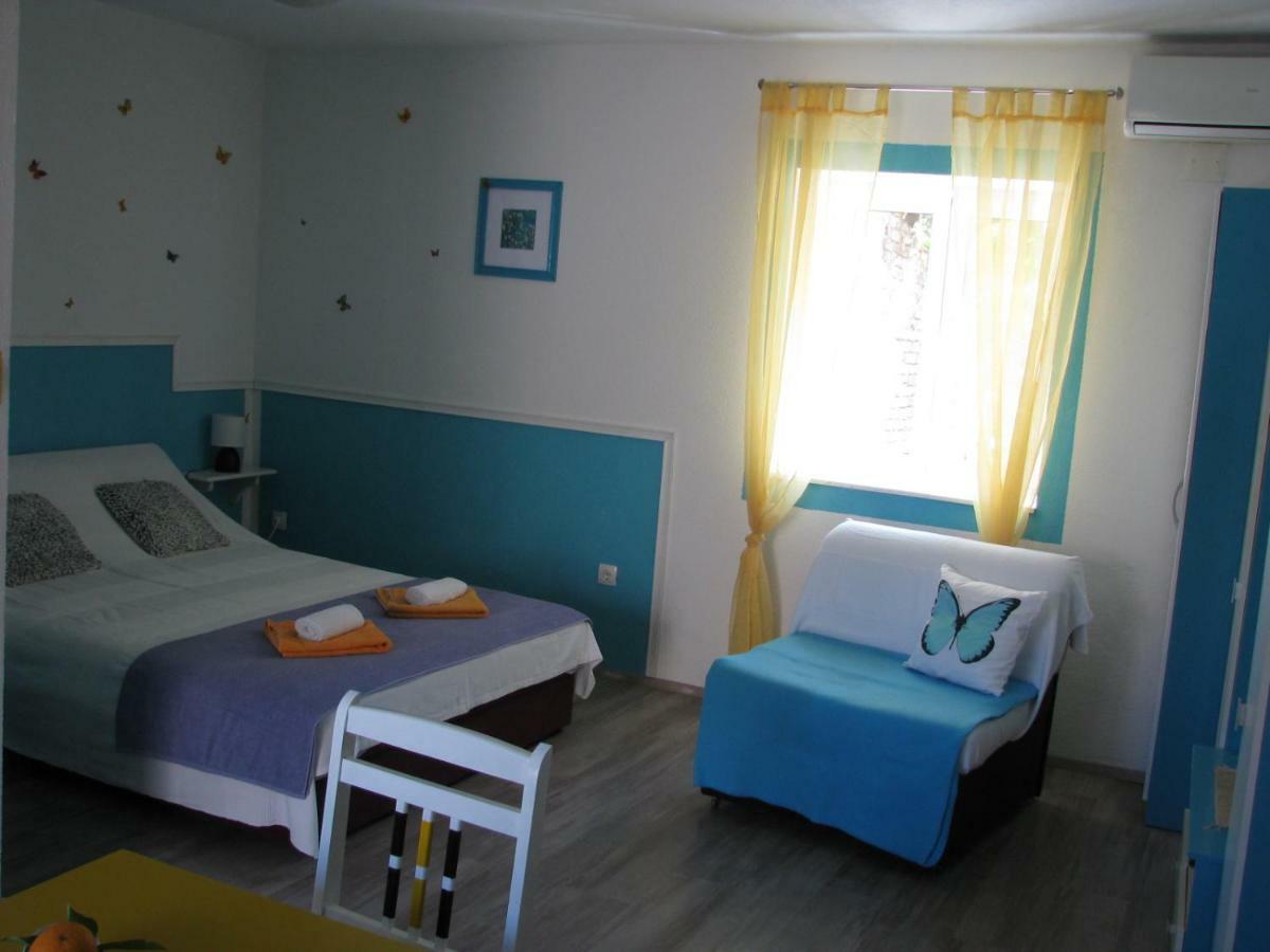 Apartments And Room Lemon Vis Zewnętrze zdjęcie
