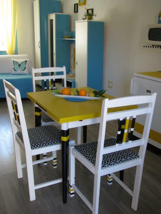 Apartments And Room Lemon Vis Zewnętrze zdjęcie